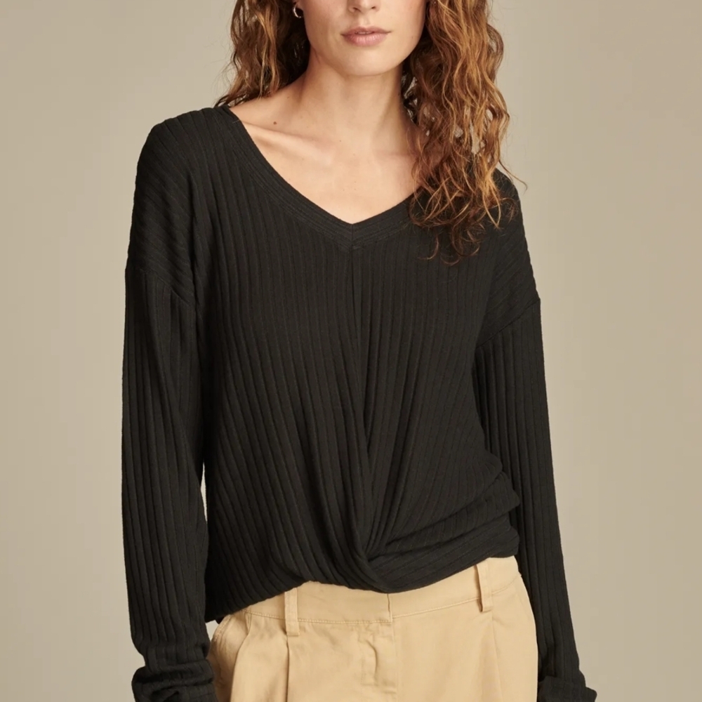 Cloud Twist Front Top